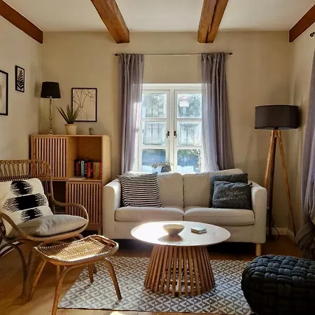 Daire Romantic House In Charming Village