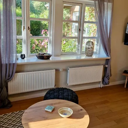 Apartment Romantic House In Charming Village