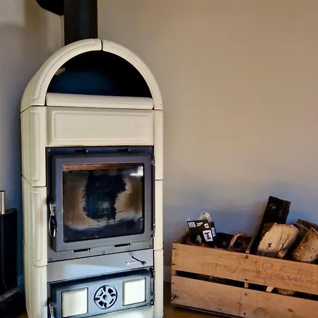 Romantic House In Charming Village Daire